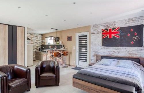 Eperlecques Apartment | Apartment near Blockhouse of Eperlecques