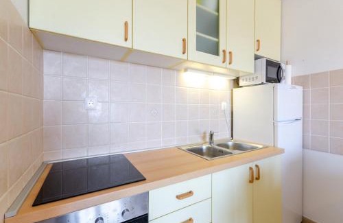 Klanfari Apartment | Apartment NENAD