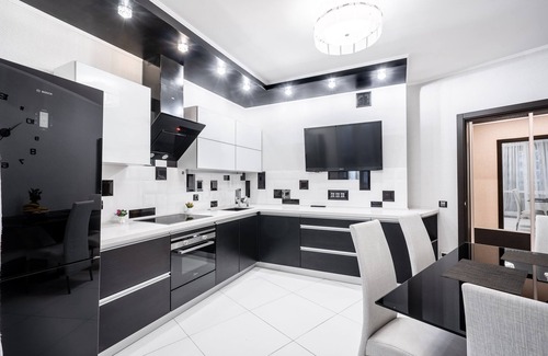 Frunzensky District Apartment | Apartment next to the shopping center