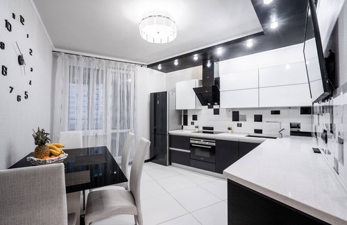 Frunzensky District Apartment | Apartment next to the shopping center