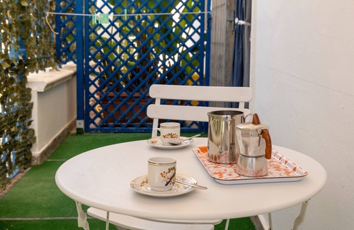 Sant'Isidoro Apartment | Apartment 'Oasi Del Conte Tre' with Private Terrace and Air Conditioning