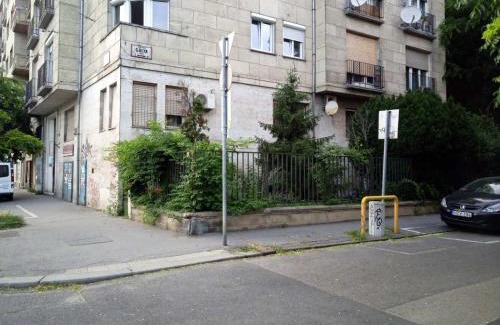 Belso-Ferencvaros Apartment | Apartment of Közraktár