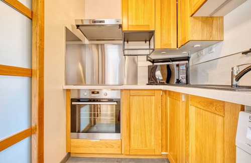 Perigueux Apartment | Apartment "Olympe" – Terrace and Garden, Ideal for Couples or Small Families