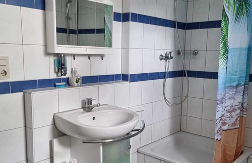 Ober-Morlen Apartment | Apartment OM 3 = Mario - House OM for 1-19 persons, 23km to FFM-Nord