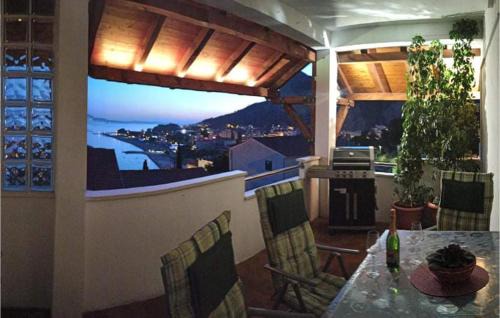 Borak Apartment | Apartment Omis With Sea View 04