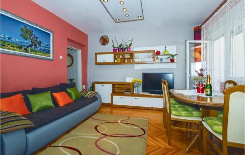 Borak Apartment | Apartment Omis With Sea View 04