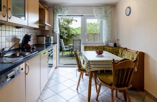 Sipplingen Apartment | Apartment on fruit farm Gobs, with lake view, terraces & Wi-Fi; Parking available