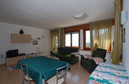 Zoppe di Cadore Apartment | Apartment overlooking the Cadore valley