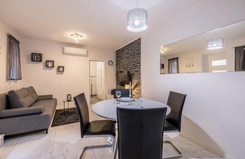 Split Apartment | Apartment Paradise Garden