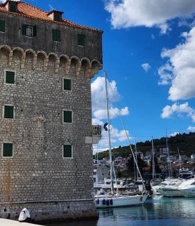 Marina Apartment | Apartment Pilic