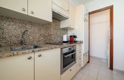 Vilafortuny Apartment | Apartment "Playa Dorada B106" near the beach with balcony, air conditioning & WiFi