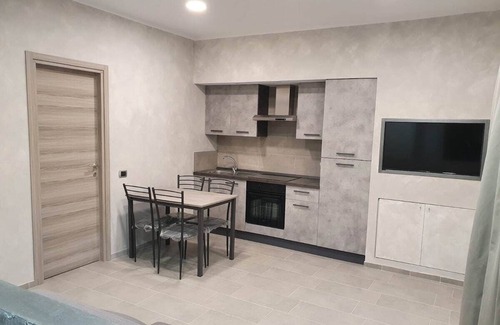 Cornaredo Apartment | Apartment-Private Bathroom