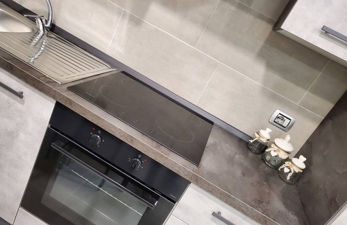 Cornaredo Apartment | Apartment-Private Bathroom