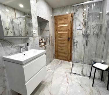 Banska Bystrica Apartment | Apartment R&L Lazovná Apt 2 - city centre and free private parking
