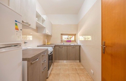 Balestrate Apartment | Apartment 'Residence Le Magnolie 2 - Piano T' with Sea View, Wi-Fi and Air Conditioning