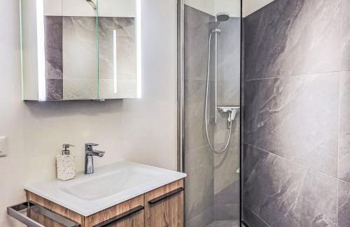 Lugano Apartment | Apartment Residenza Monte Brè - Apt- 203 Haus2 by Interhome