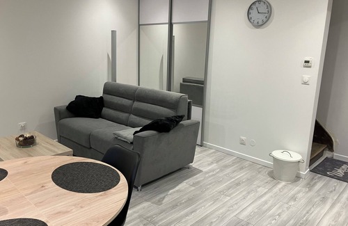 Pont-a-Mousson Apartment | Apartment right in the center of town in a quiet backyard