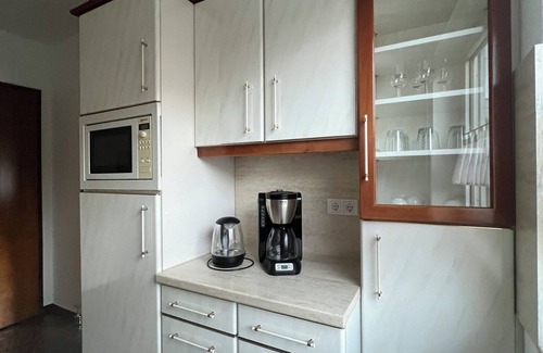 Margetshoechheim Apartment | Apartment Rita (90sqm) well equipped kitchen