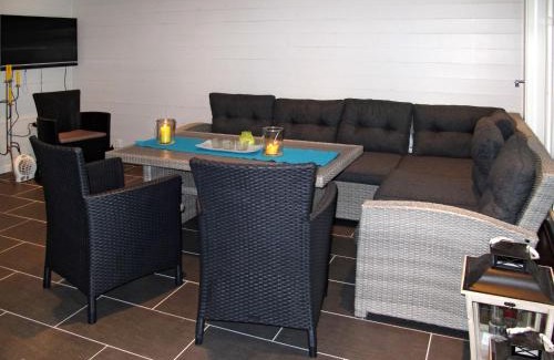 Tysnes Apartment | Apartment Rorbuen by Interhome