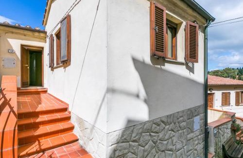 Rosignano Marittimo Apartment | Apartment Rosmarina by Interhome