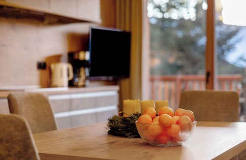 Rodengo Apartment | Apartment 'Schlossblick' with Mountain View, Private Terrace and Wi-Fi