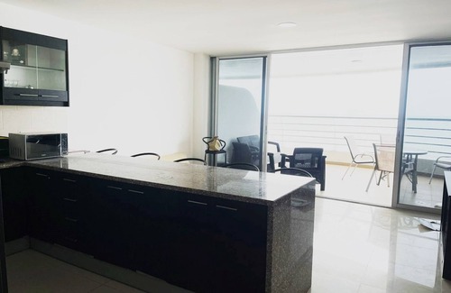 Tonsupa Apartment | APARTMENT SEA VIEW RESORT FONTAINEBLEAU TONSUPA, SWIMMING POOLS PRIVATE BEACH