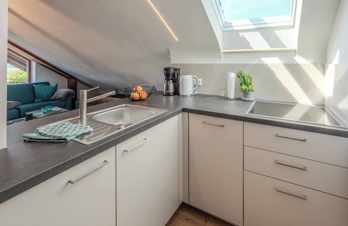 Ohningen Apartment | Apartment SEEGLÜCK with partial lake view for max. 2 adults + 2 children