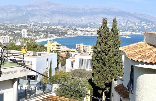 El Albir Apartment | Apartment Sierra Albir. Beautiful sea views. Swimming pool. Air conditioning.