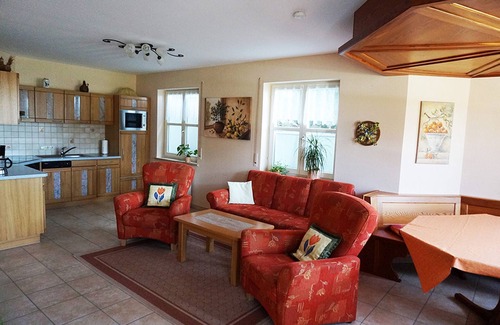 Lindau Apartment | Apartment 'Sonnenschein' with Mountain View, Private Terrace and Wi-Fi