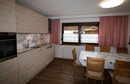 Navis Apartment | Apartment Spörr by Interhome