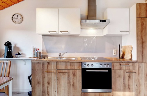 Kappel Apartment | Apartment 'Steinhart' with Balcony and Wi-Fi