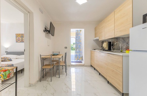 Granelli Apartment | Apartment 'Stella Marina' with Shared Pool, Wi-Fi and Air Conditioning