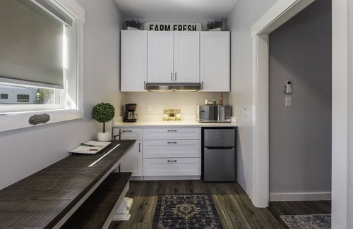 Emory House | Apartment Suite near Lake Fork w/Private Lake