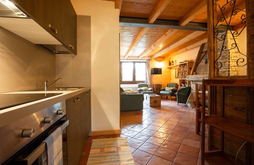 Concei Ski Chalet | Apartment surrounded by greenery in Val Concei