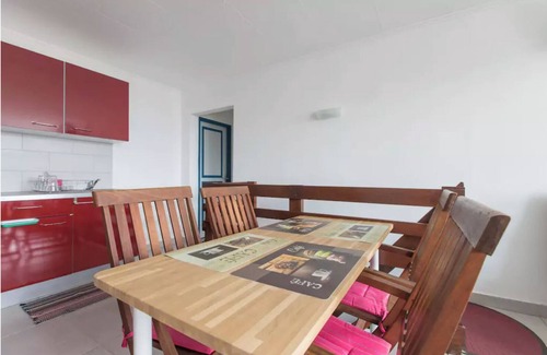 Sainte-Clotilde Centre Apartment | Apartment T2 Colombier for 5 people sea view