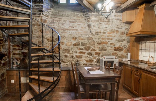 Fonsagrada Cottage | Apartment the hayloft Entirely independent stone house