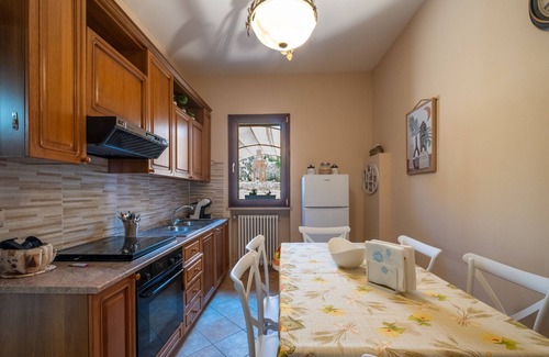 Melpignano Apartment | Apartment 'Villa Amalia' with Shared Pool, Private Terrace and Wi-Fi