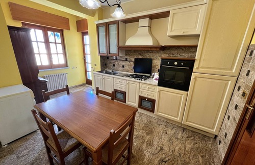 Acquedolci Apartment | Apartment 'Vista Isole Eolie' with Sea View, Wi-Fi and Air Conditioning