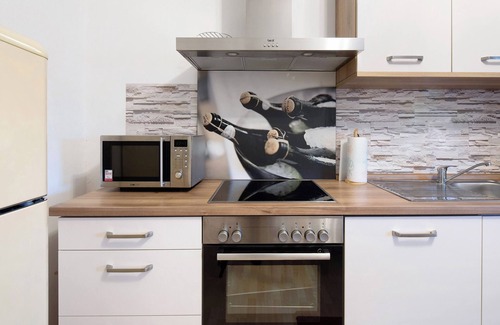 Alsfeld Apartment | Apartment "Vogelsberger Bett 5 Die 2 Links" with Wi-Fi