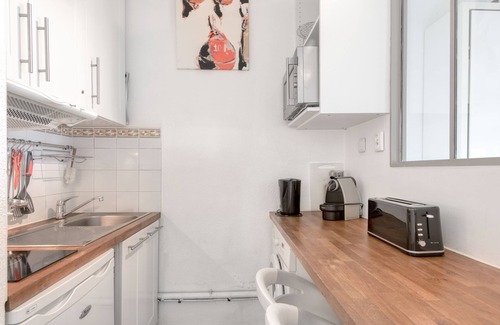 Marais Poitevin Apartment | Apartment VUE MER with swimming pool access