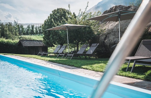 Parcines Apartment | Apartment "Wanda 5" with Wi-Fi, Balcony & Swimming Pool