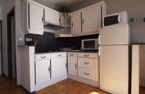 Esparron-de-Verdon Apartment | APARTMENT WITH TERRACE BY LAKE D'ESPARRON DE VERDON