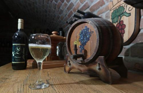 Durdevac Apartment | Apartment Wine Tale