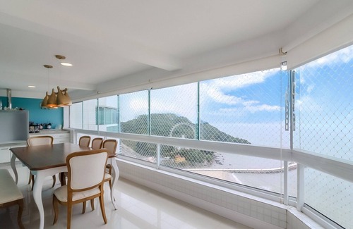 Centro Apartment | Apartment With Privileged sea View 4 Suite Etl2702