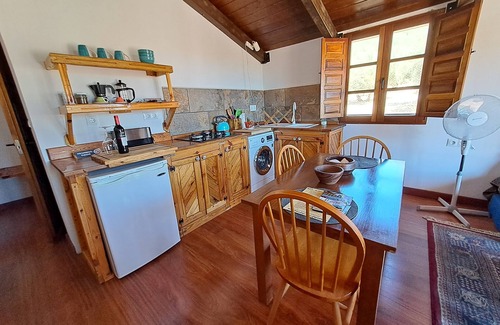 Montefrio House | Apartment with a Mountain View and Shared Pool