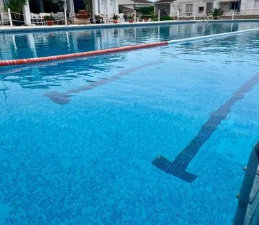 Riumar Apartment | Apartment with a pool near the beach