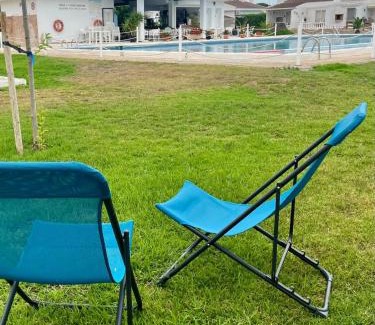 Riumar Apartment | Apartment with a pool near the beach