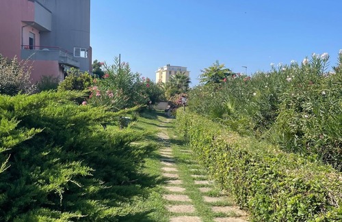 Vallevo Apartment | Apartment with all amenities 50 meters from the sea. Breathtaking view