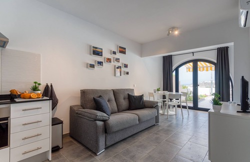 Patalavaca Apartment | Apartment with amazing views & terrace - garden