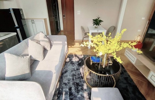 Tay Ho Apartment | Apartment with bacony, natural light Good price